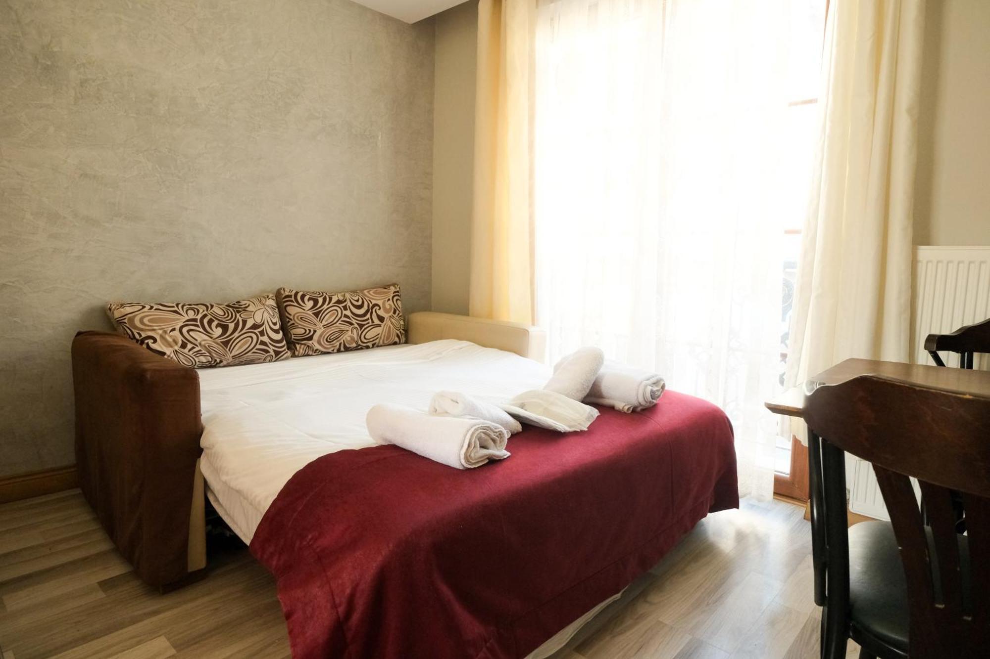 Taksim Celebi Suites Istanboel Buitenkant foto
