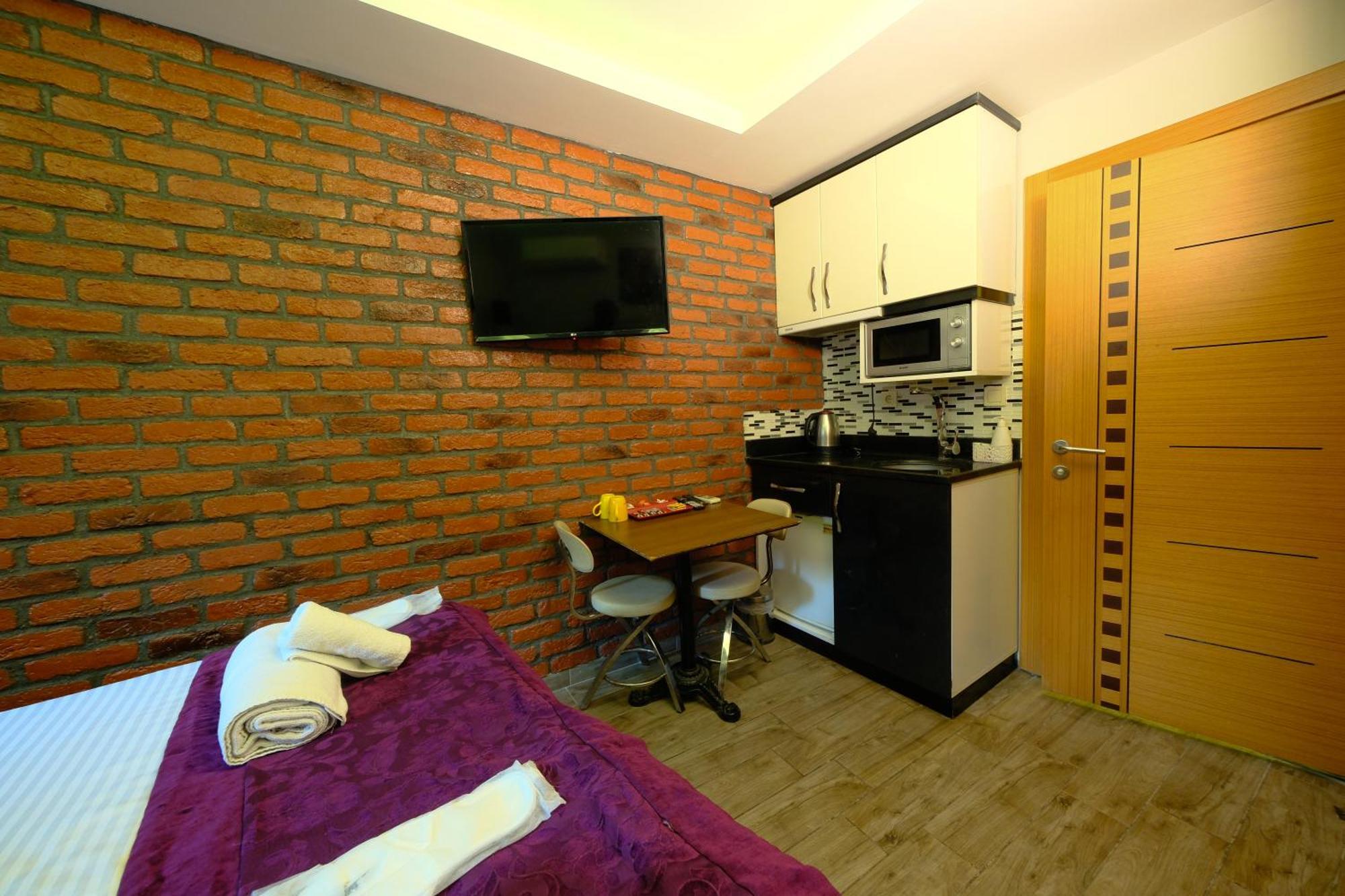 Taksim Celebi Suites Istanboel Buitenkant foto
