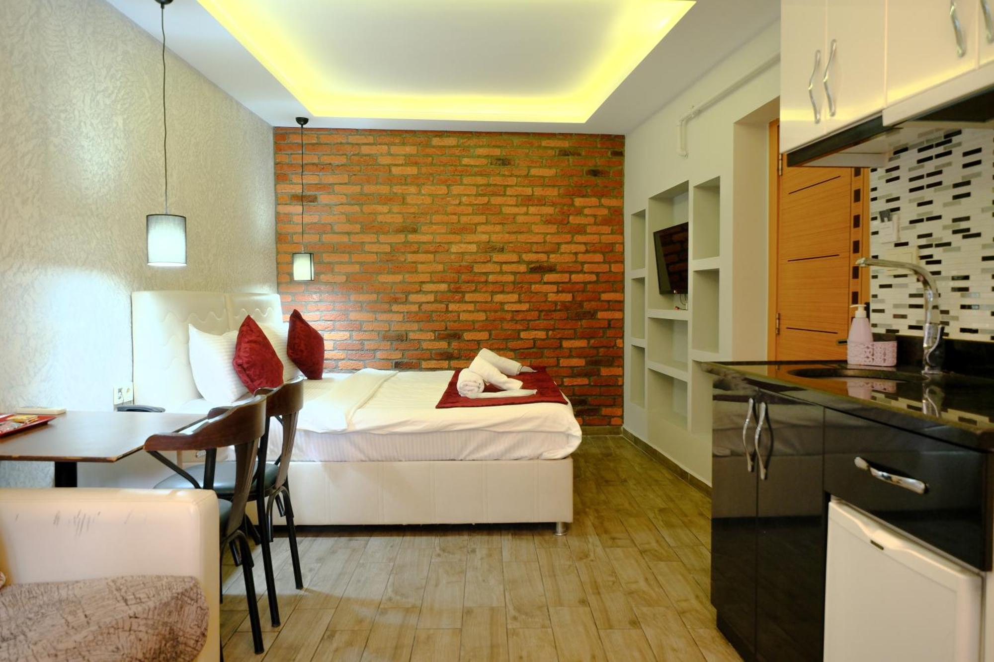 Taksim Celebi Suites Istanboel Buitenkant foto